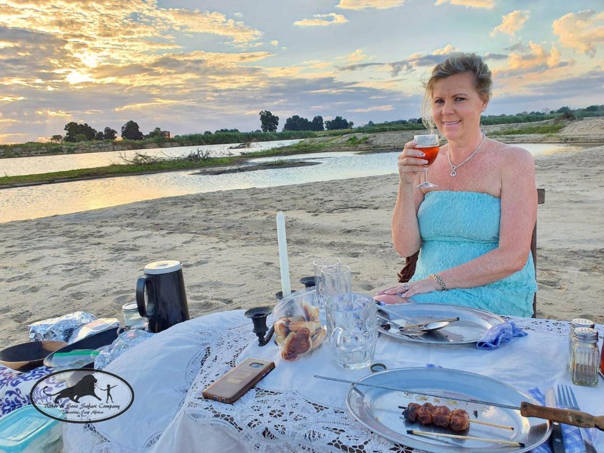Villa Baker Safari Company Kwangwazi Esterno foto